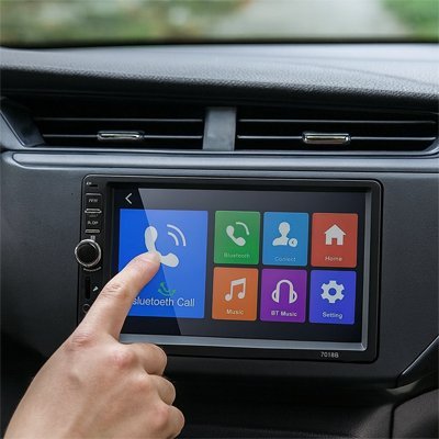 Autoradio Bluetooth | SonicDrive - Interieur de notre auto