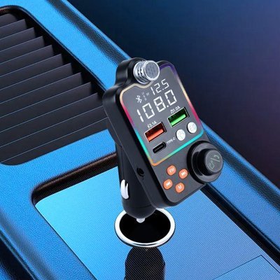 Transmetteur FM Bluetooth | SoundStream - Interieur de notre auto