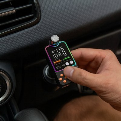 Transmetteur FM Bluetooth | SoundStream - Interieur de notre auto